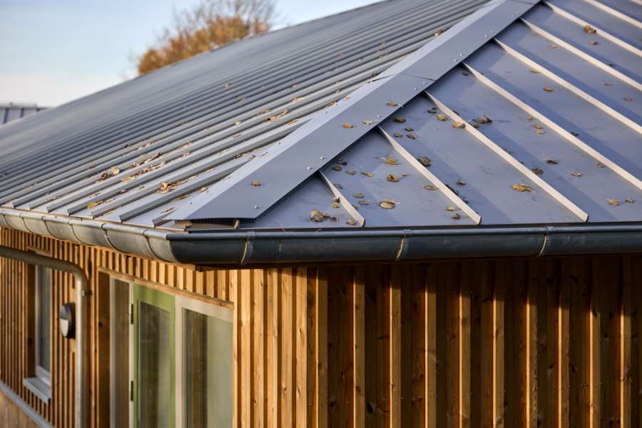 Modern roofing solution completes boarding school, Rågelund Efterskole, Rågelundvej 179, 5240 Odense NØ